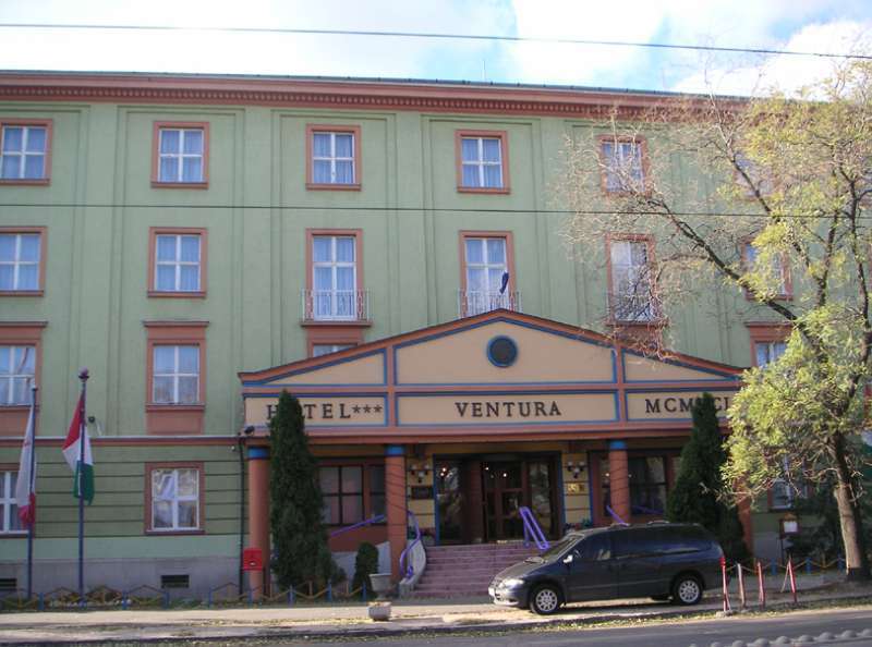 Hotel Ventura Budapeste Exterior foto